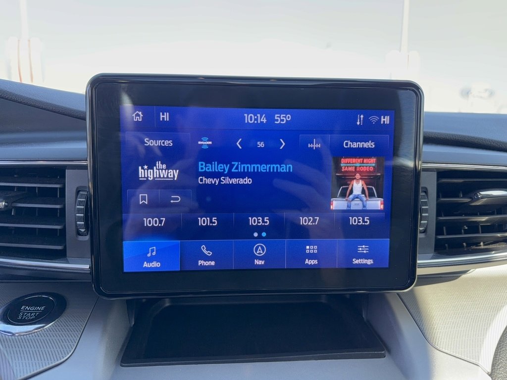 Certified 2022 Ford Explorer XLT w/ Equipment Group 202A image 19