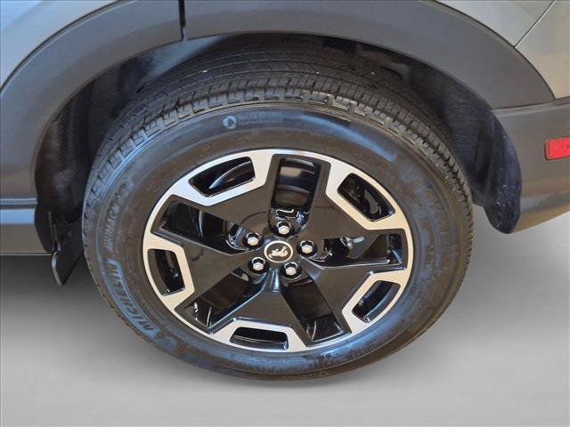 Certified 2024 Ford Bronco Sport Outer Banks w/ Tech Package AWD/4WD image 25