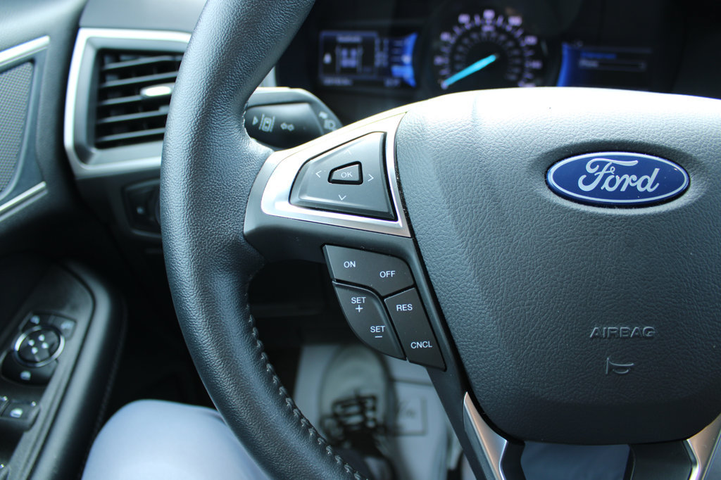 Certified 2024 Ford Edge SEL AWD/4WD image 37