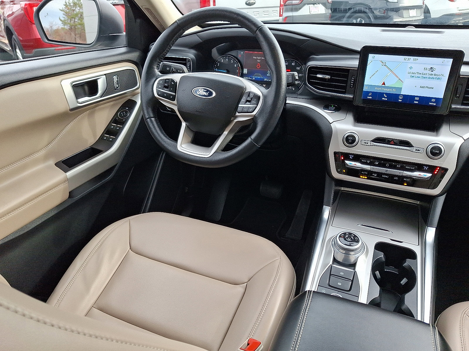 Certified 2021 Ford Explorer XLT w/ Equipment Group 202A image 14