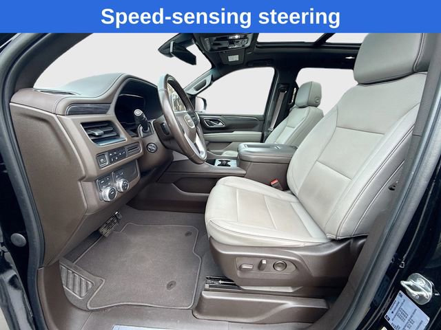 Used 2022 GMC Yukon XL SLT w/ SLT Premium Package image 24