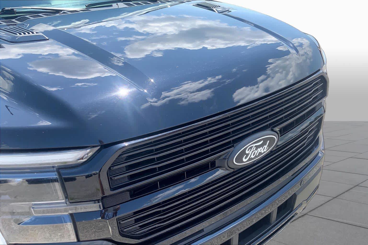 Certified 2024 Ford F150 Platinum w/ Equipment Group 702A High AWD/4WD image 30