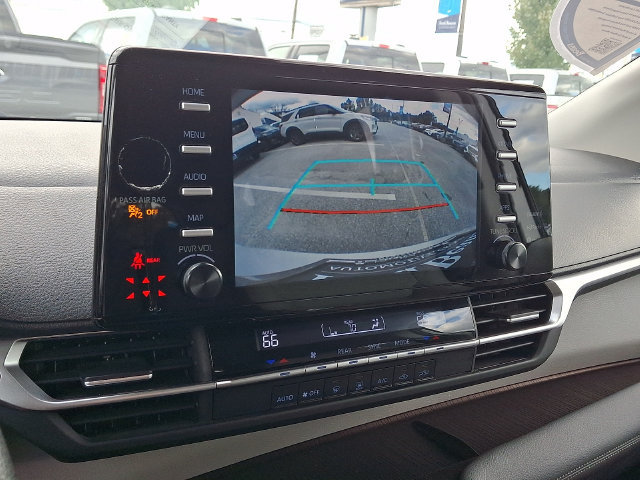Used 2022 Toyota Sienna LE FWD image 32