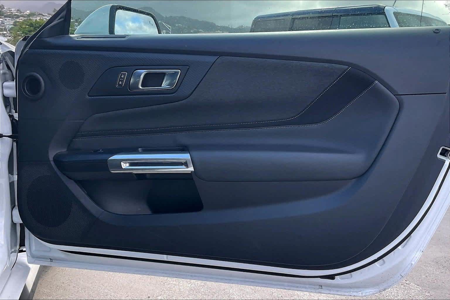 Certified 2025 Ford Mustang Coupe RWD image 27