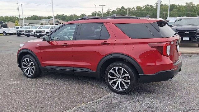 Certified 2022 Ford Explorer ST-Line w/ Class IV Trailer Tow Package AWD/4WD image 6