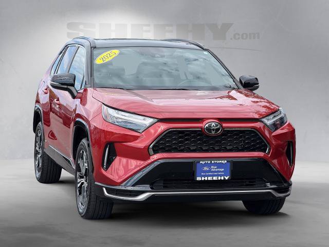 Used 2025 Toyota RAV4 XSE w/ Weather Package AWD/4WD image 18