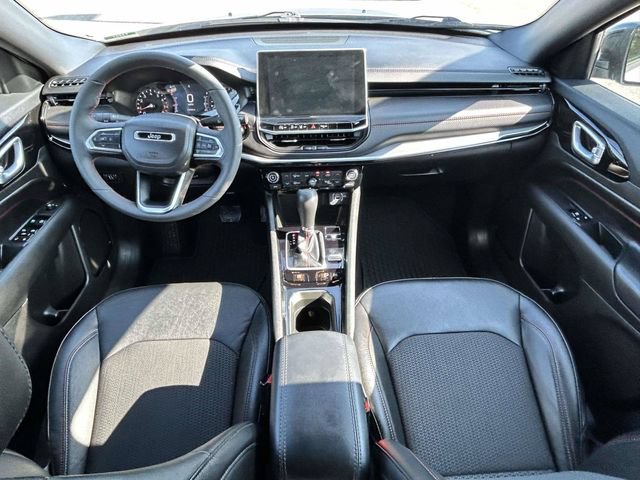 Used 2026 Jeep Compass Trailhawk AWD/4WD image 4