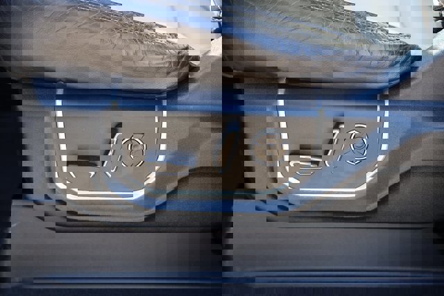 Certified 2021 Ford F350 Limited w/ FX4 Off-Road Package image 22