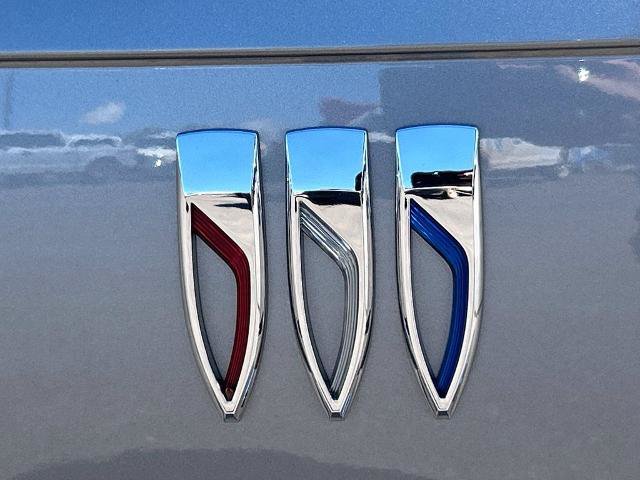 Used 2024 Buick Envista Avenir FWD image 31