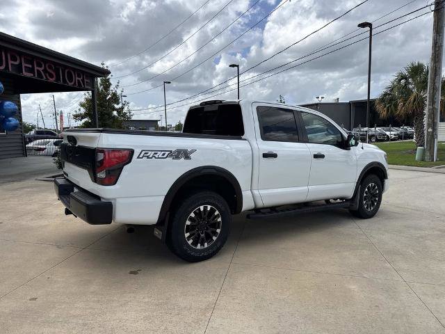 Used 2021 Nissan Titan PRO-4X w/ Pro-4x Convenience Package image 9