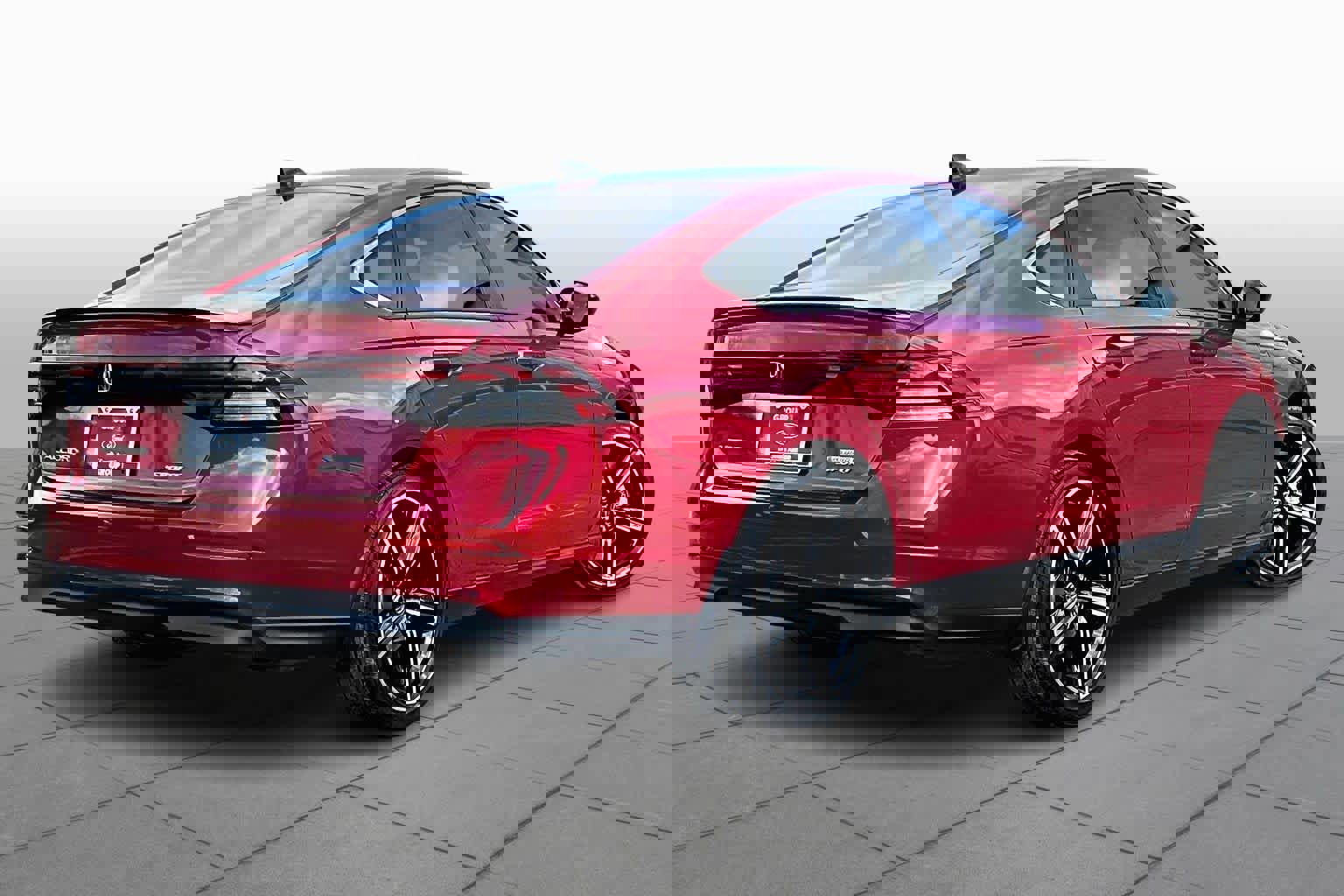 Used 2024 Honda Accord Sport image 3