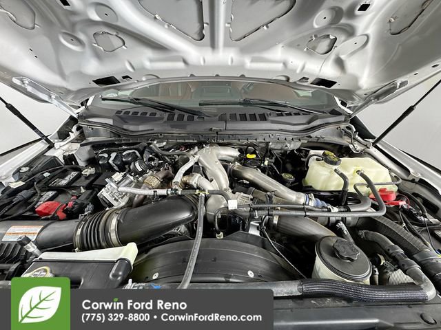 Certified 2022 Ford F450 Platinum w/ FX4 Off-Road Package image 32