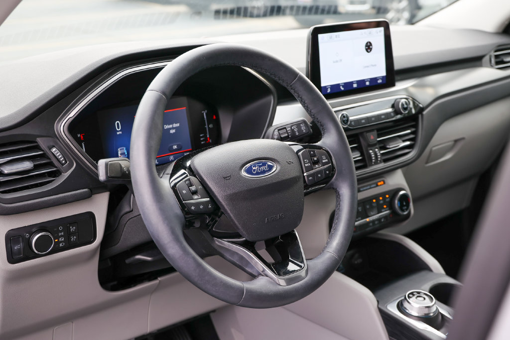 Certified 2023 Ford Escape Active AWD/4WD image 31