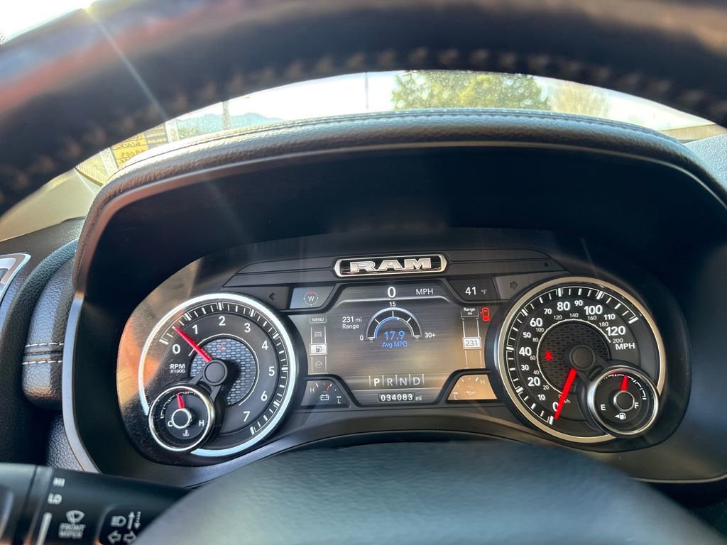 Used 2019 RAM 1500 Laramie image 15