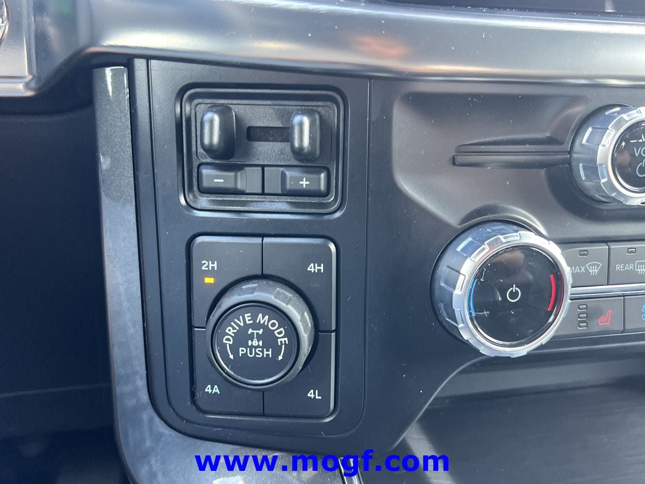 Certified 2023 Ford F150 Lariat w/ Equipment Group 502A High AWD/4WD image 10