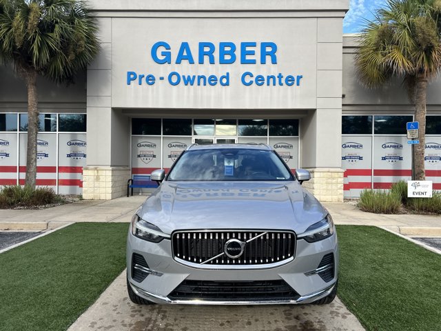 Used 2022 Volvo XC60 B5 Inscription w/ Protection Package Premier FWD image 2