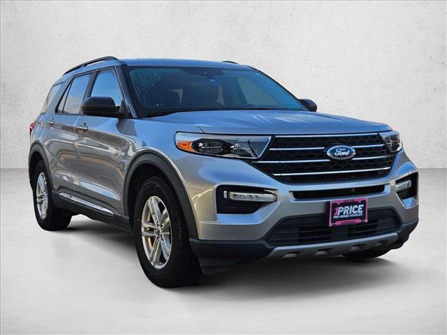 Certified 2021 Ford Explorer XLT w/ Equipment Group 202A RWD image 3