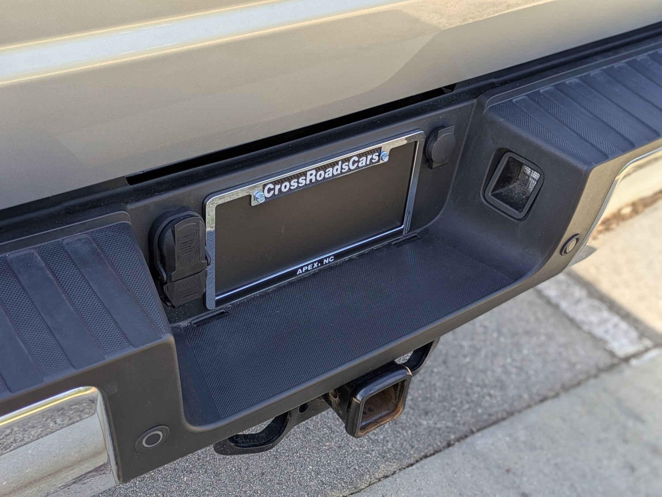 Certified 2024 Ford F350 Lariat w/ Chrome Package image 36