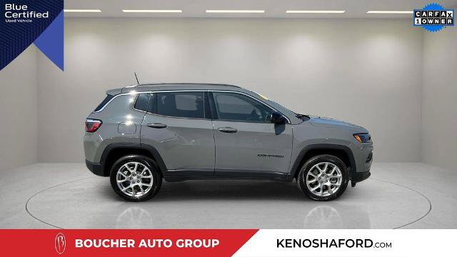Used 2023 Jeep Compass Latitude w/ Sun and Sound Group AWD/4WD image 4