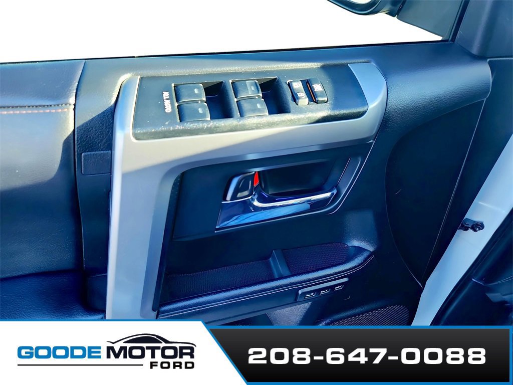 Used 2023 Toyota 4Runner Limited image 21