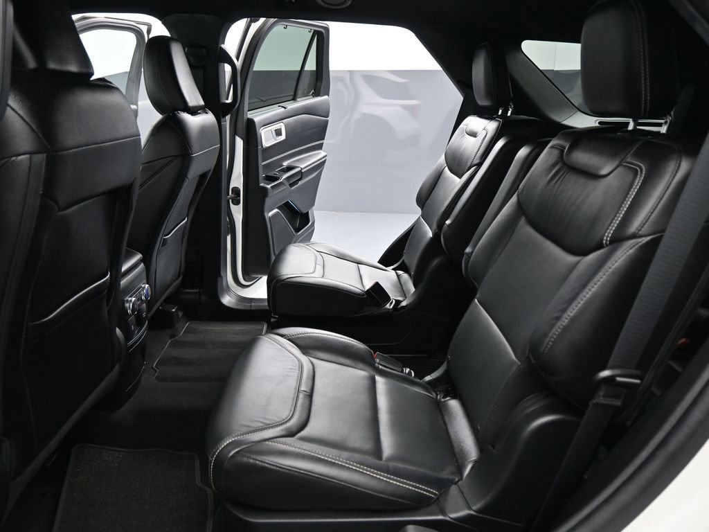 Certified 2022 Ford Explorer ST w/ Equipment Group 401A image 23