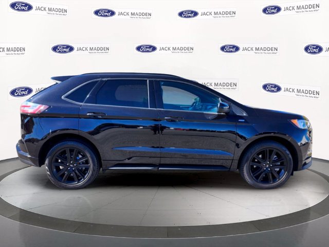 Certified 2022 Ford Edge ST-Line AWD/4WD image 6