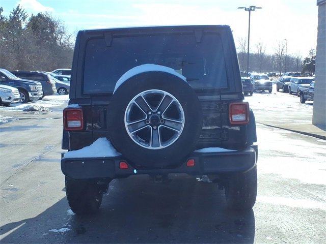 Used 2022 Jeep Wrangler Unlimited Sahara w/ Cold Weather Group image 3