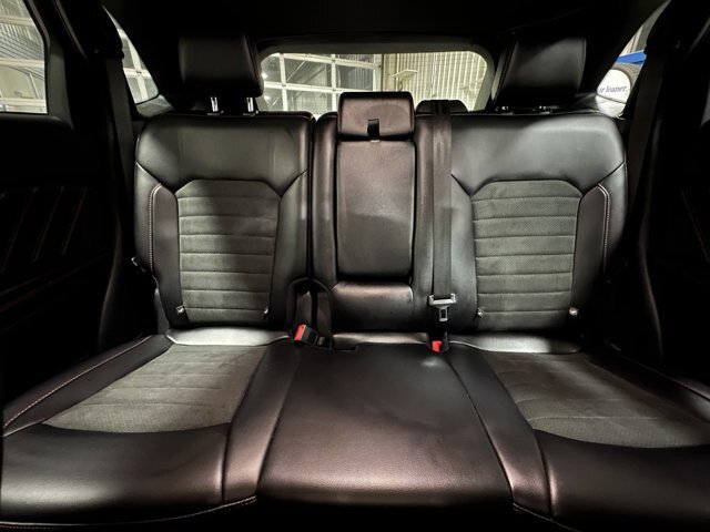 Certified 2024 Ford Edge ST-Line AWD/4WD image 15
