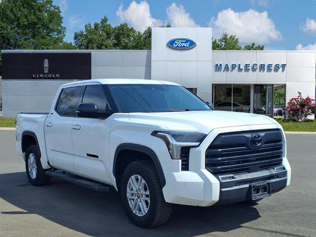 Used 2022 Toyota Tundra SR5 w/ SR5 Premium Package image 7