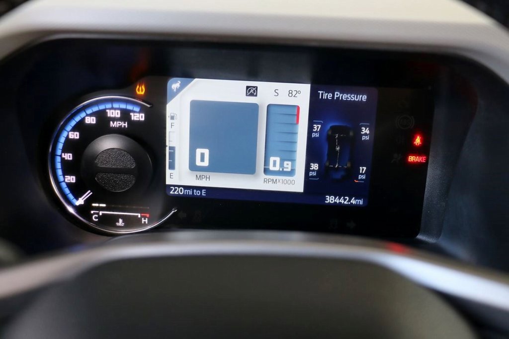 Certified 2022 Ford Bronco Badlands image 11