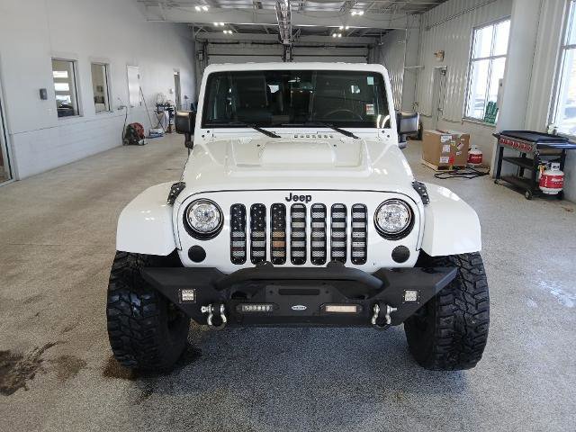 Used 2017 Jeep Wrangler Unlimited Sahara image 8