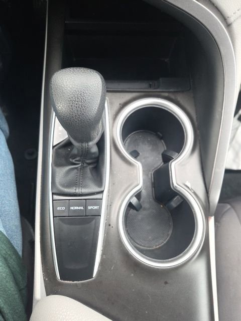 Used 2024 Toyota Camry LE image 33