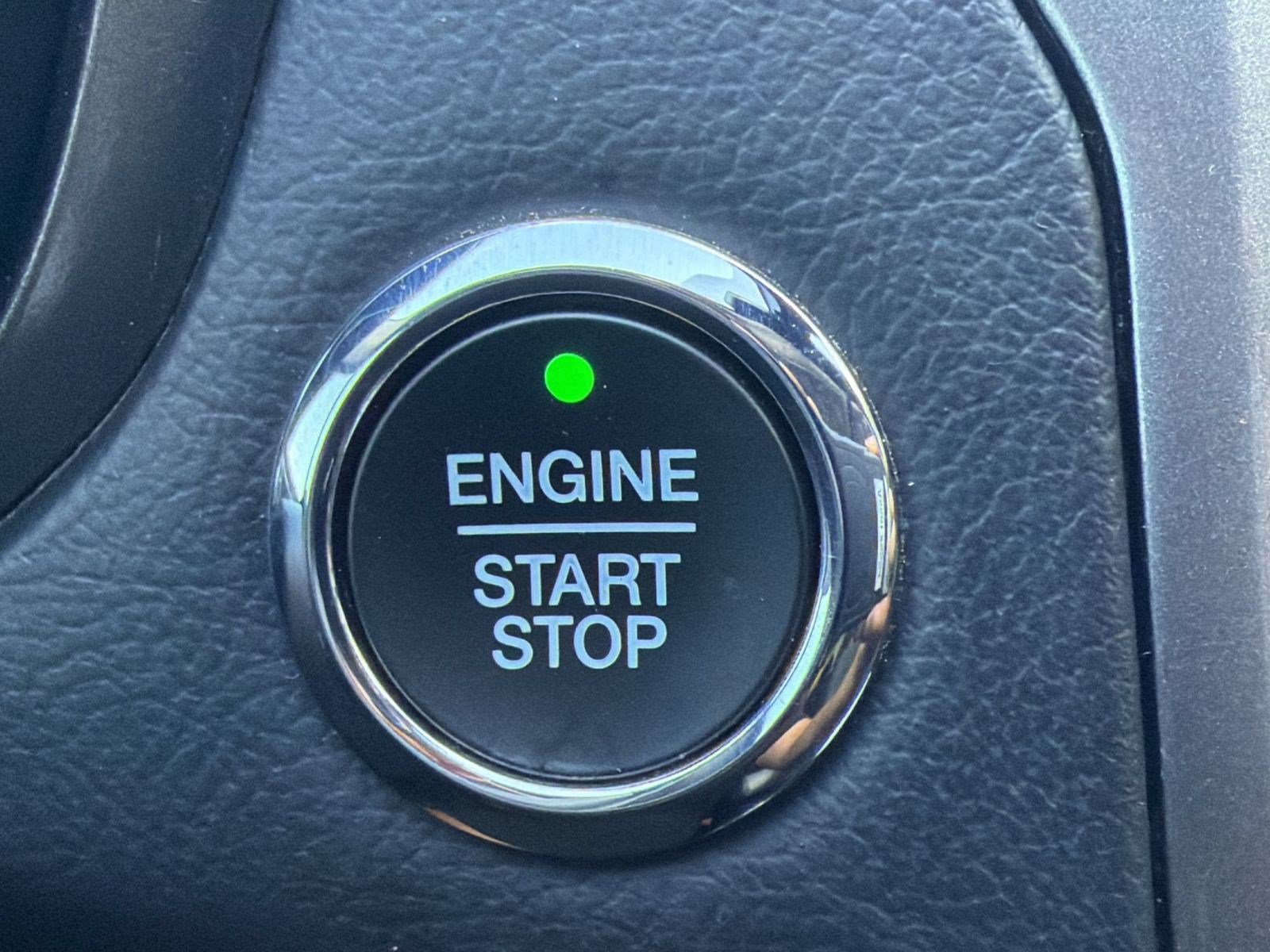 Certified 2020 Ford Fusion SE FWD image 18