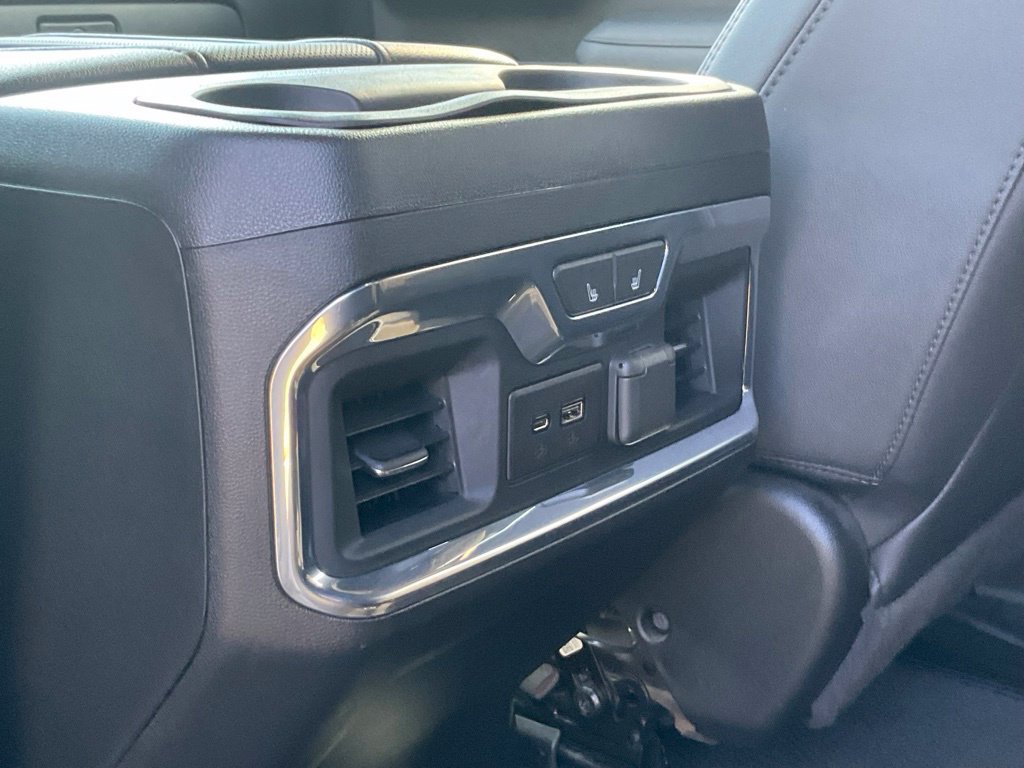 Used 2021 GMC Sierra 2500 AT4 w/ AT4 Premium Plus Package AWD/4WD image 21