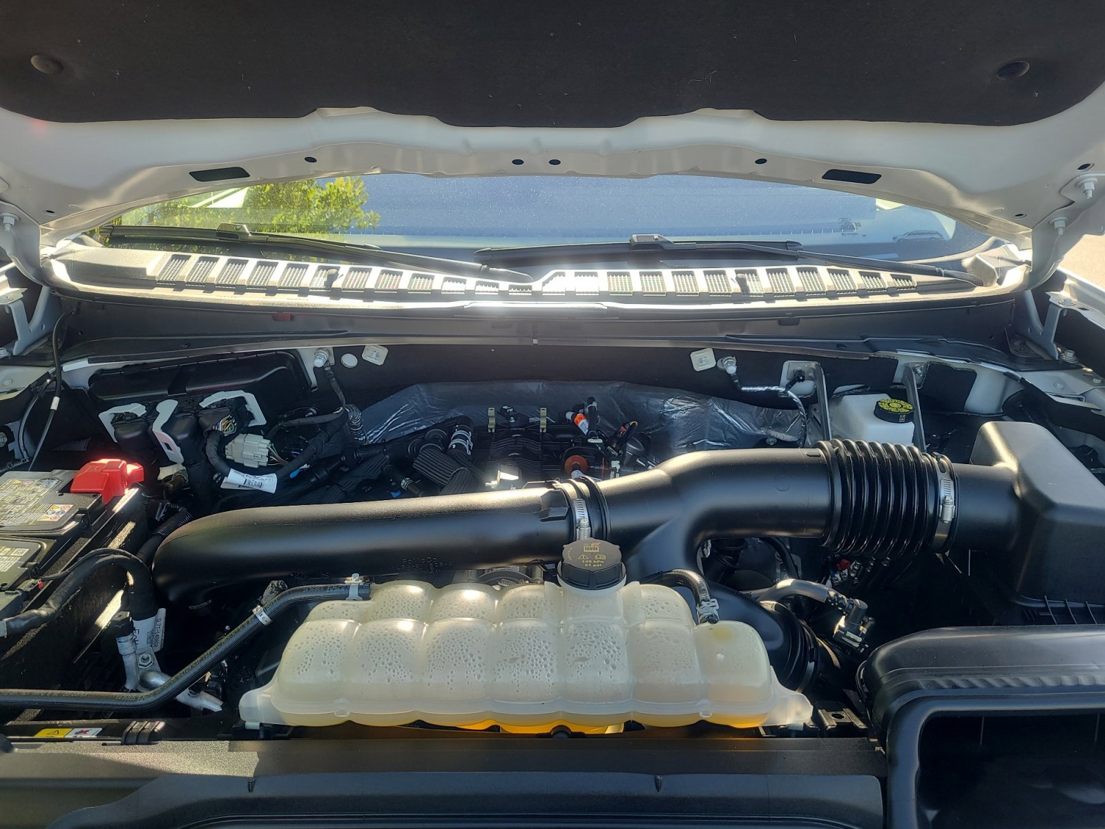 Certified 2025 Ford Expedition Active AWD/4WD image 21