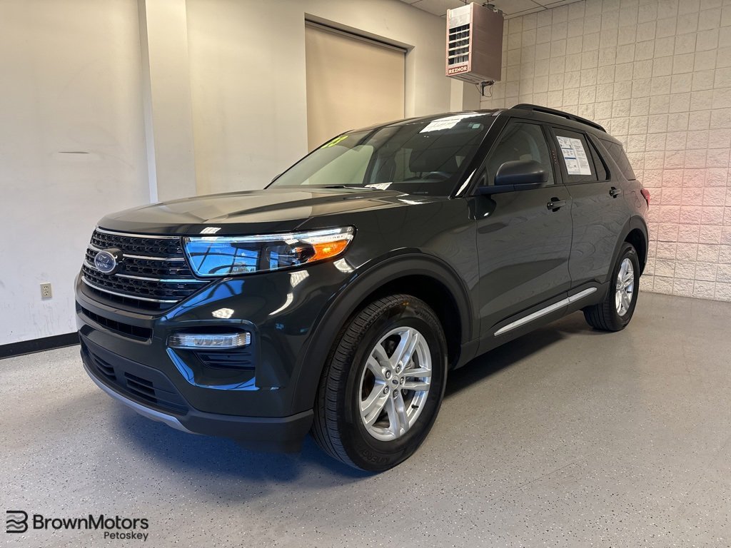 Certified 2023 Ford Explorer XLT w/ Equipment Group 202A