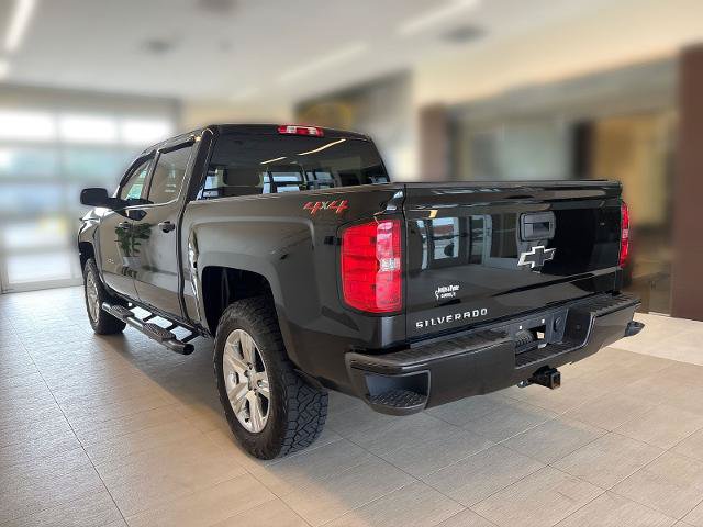 Used 2018 Chevrolet Silverado 1500 Custom w/ Custom Value Package AWD/4WD image 2