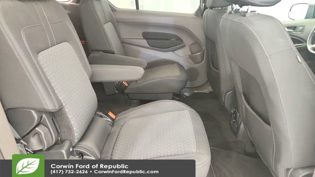 Certified 2022 Ford Transit Connect XLT image 26