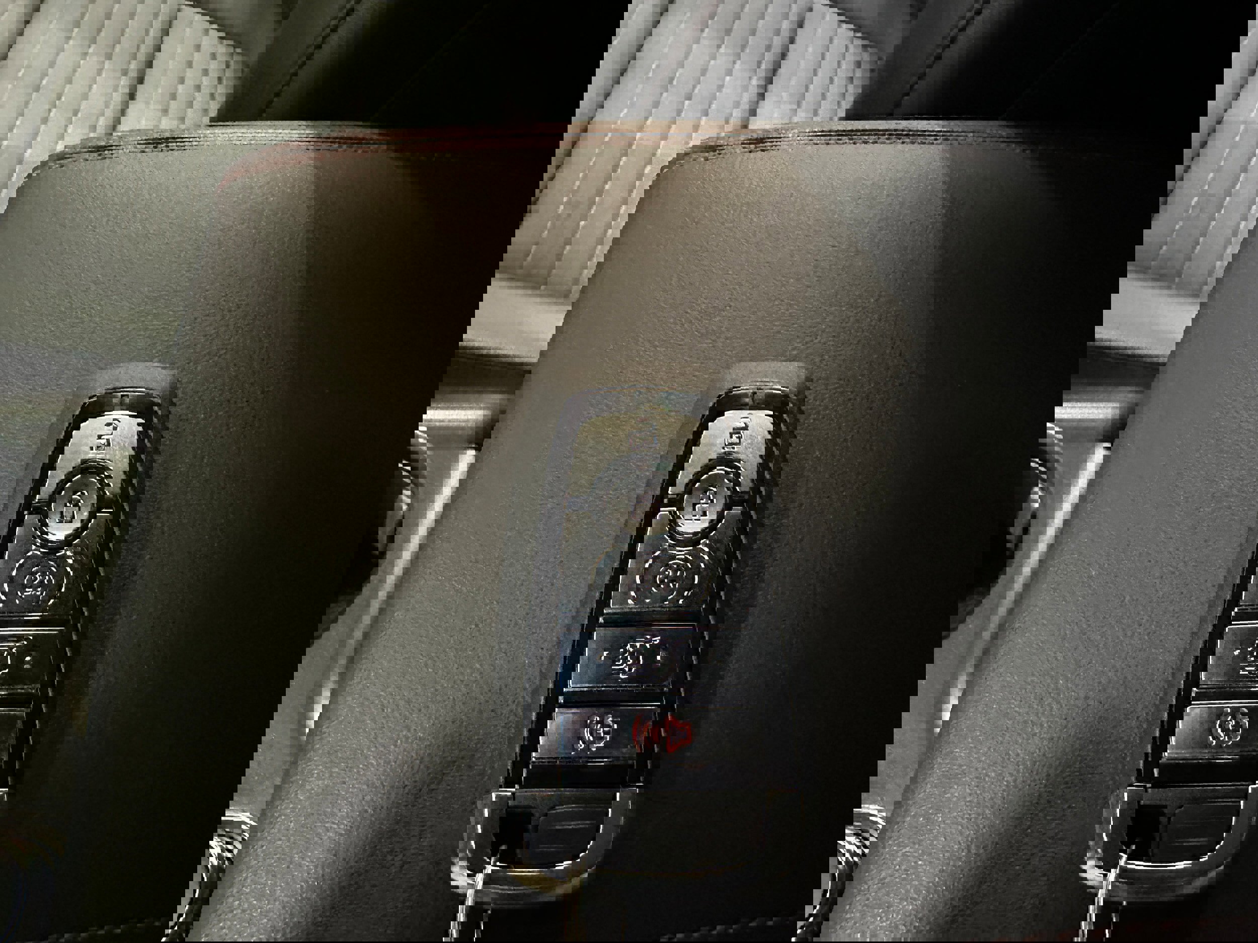 Certified 2025 Ford Explorer ST-Line image 33