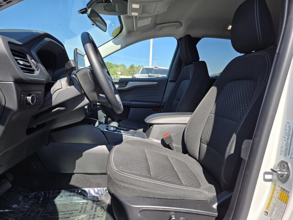 Certified 2023 Ford Escape Active FWD image 9