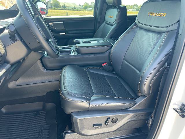 Certified 2025 Ford Expedition Tremor AWD/4WD image 13