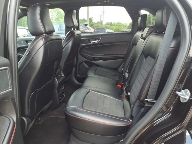 Certified 2024 Ford Edge ST-Line AWD/4WD image 9