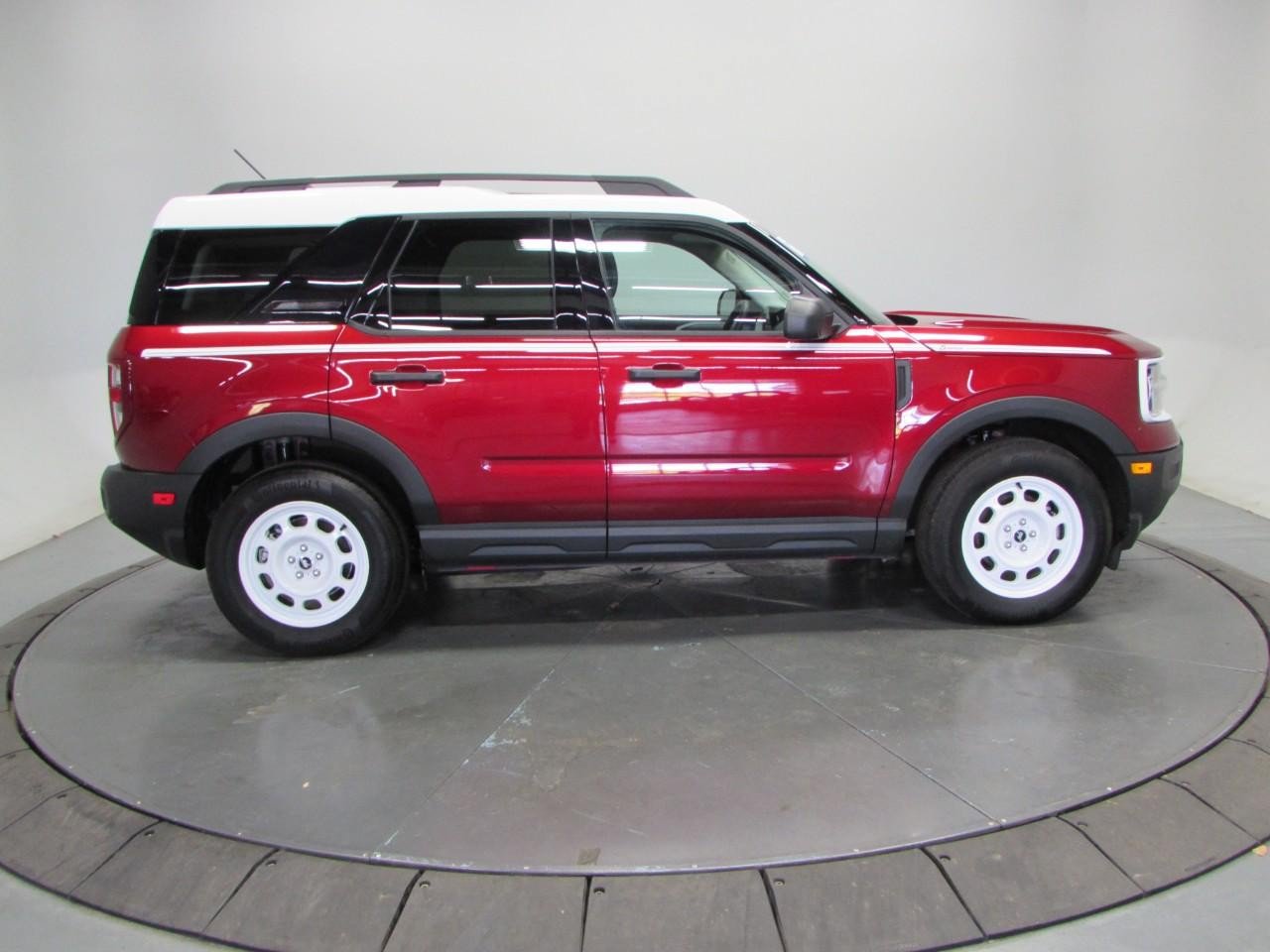 Certified 2025 Ford Bronco Sport Heritage w/ Convenience Package AWD/4WD image 8