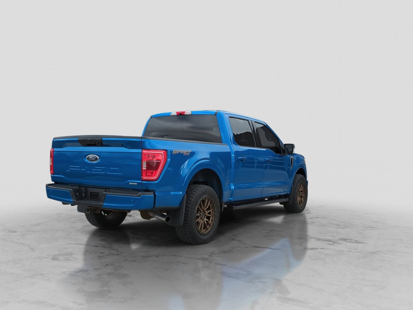Certified 2021 Ford F150 XLT w/ Equipment Group 301A Mid AWD/4WD image 8