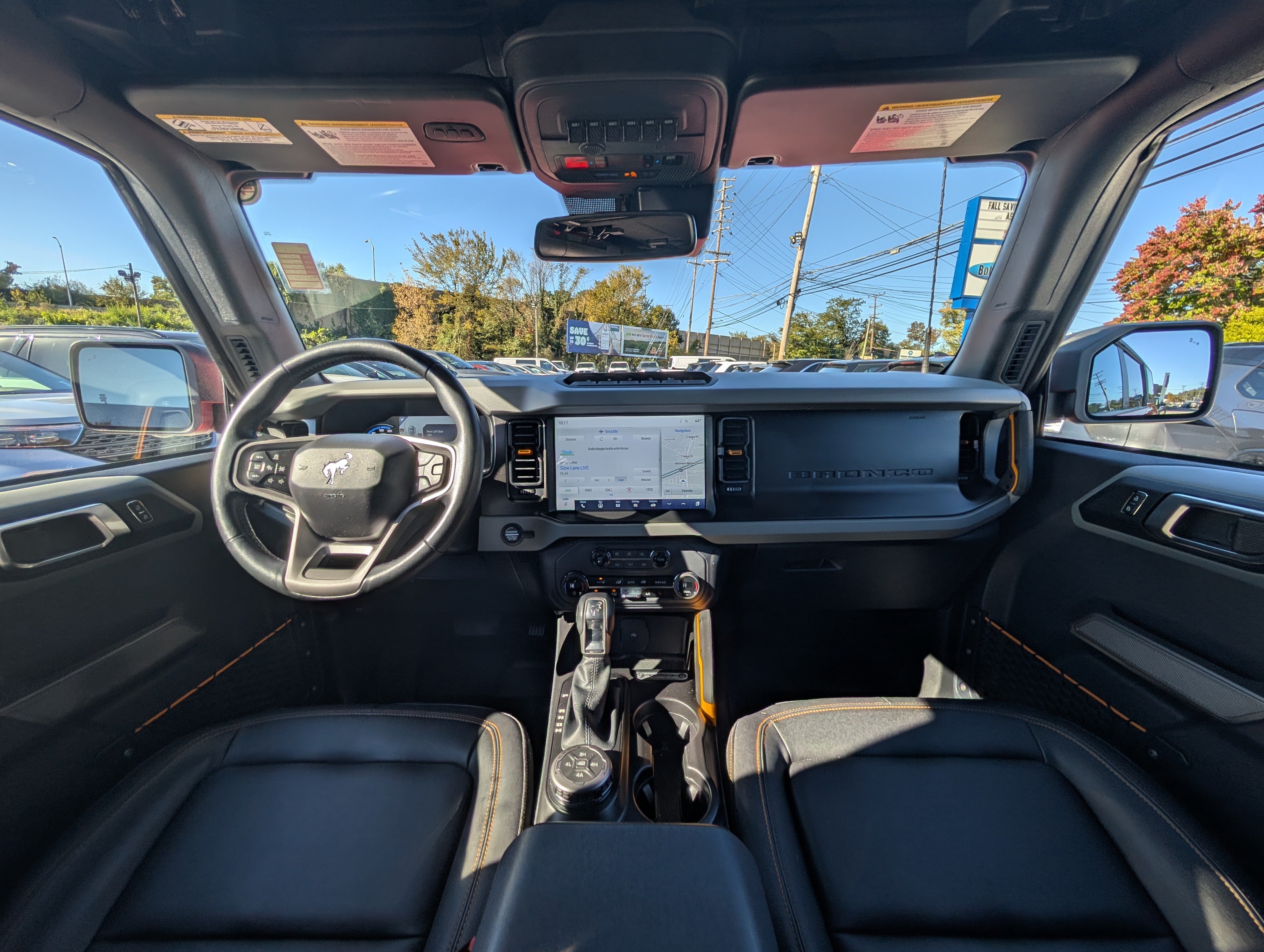 Certified 2023 Ford Bronco Badlands AWD/4WD image 18