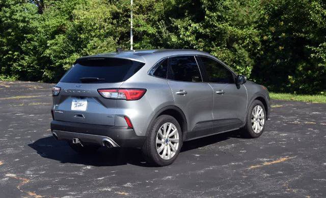 Certified 2022 Ford Escape Titanium w/ Titanium Elite Package FWD image 37