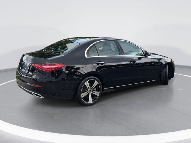 Used 2025 Mercedes-Benz C 300 Sedan image 3