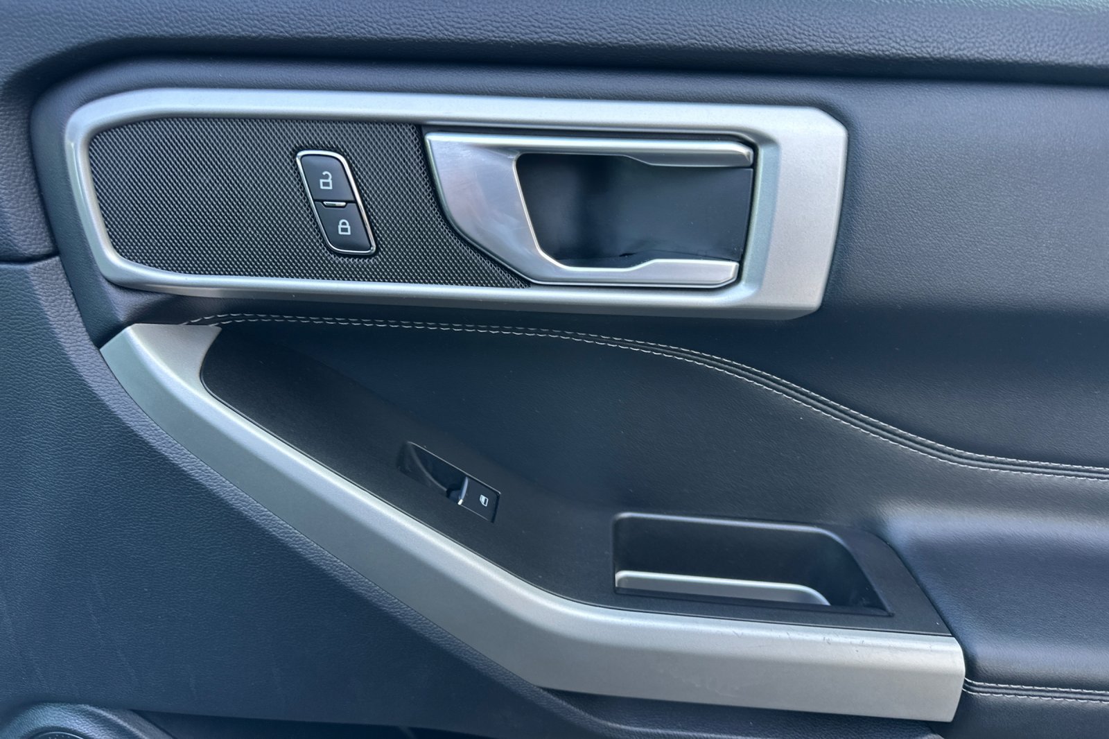 Certified 2022 Ford Explorer XLT AWD/4WD image 19