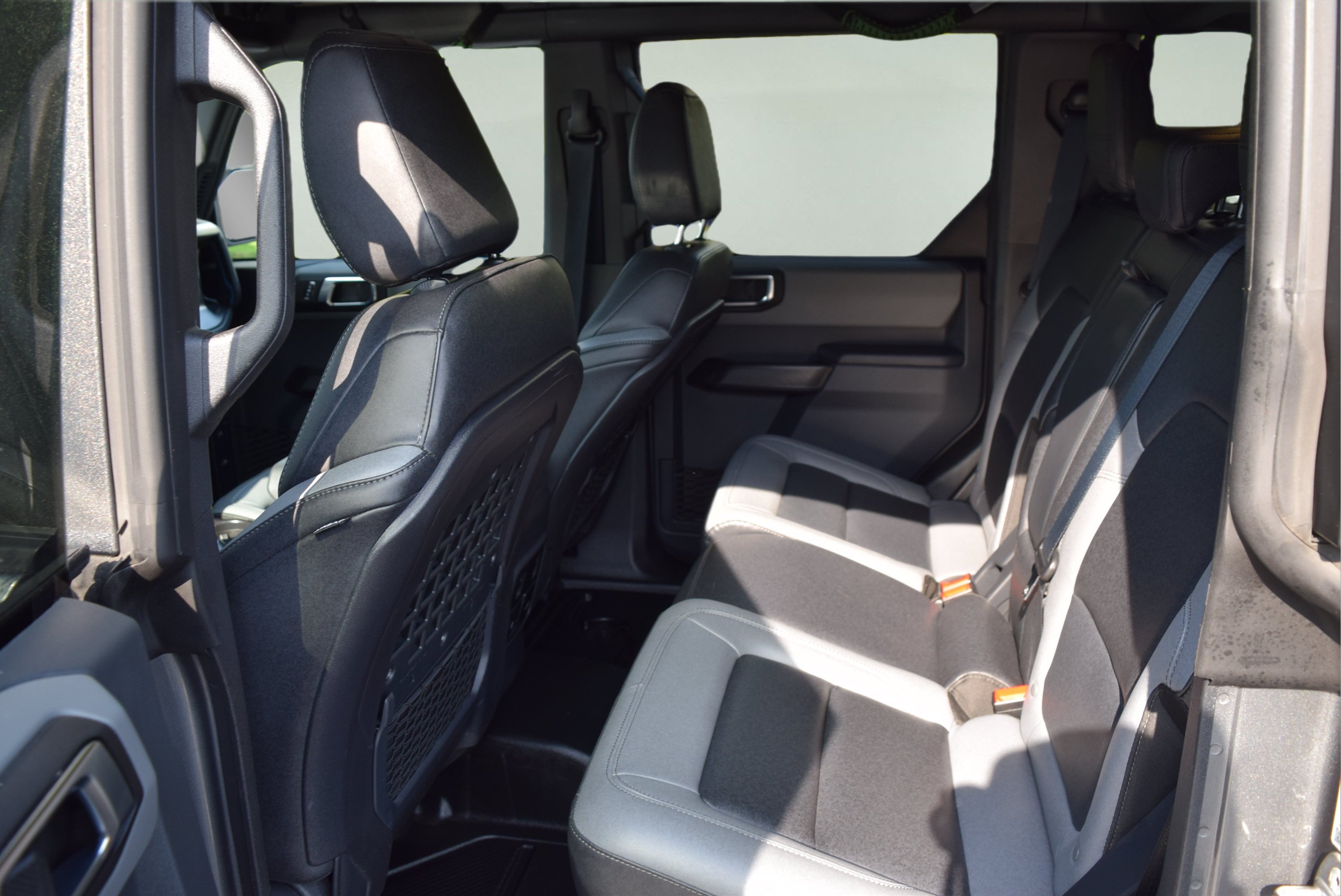 Certified 2024 Ford Bronco Black Diamond AWD/4WD image 9