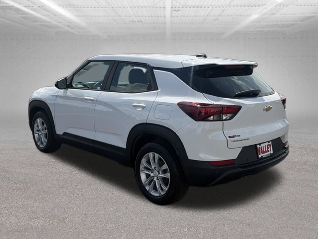 Used 2021 Chevrolet TrailBlazer LS FWD image 9